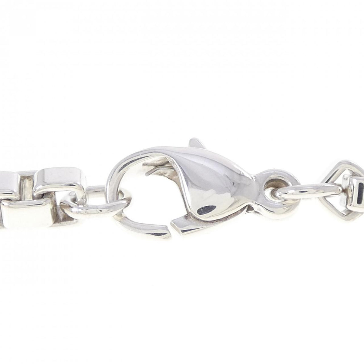 Tiffany & Co Venetian Link ID Bracelet — view 4