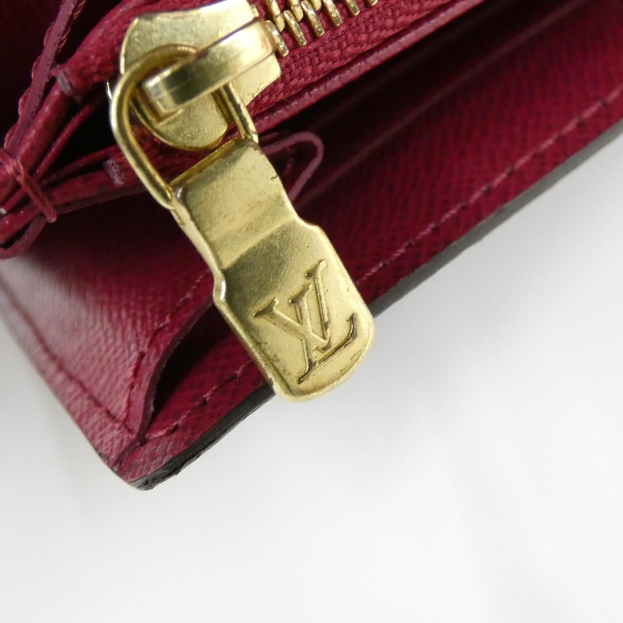 Louis Vuitton Monogram Portefeuille Sarah Wallet — view 8