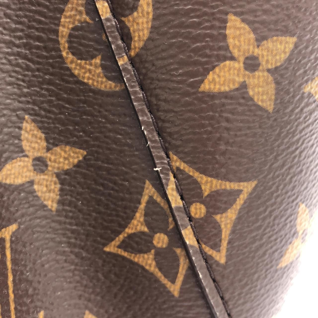 Louis Vuitton Monogram Neo Noe MM Shoulder — view 5