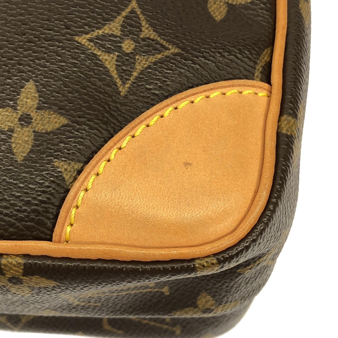 Louis Vuitton Monogram Amazon Shoulder — view 5