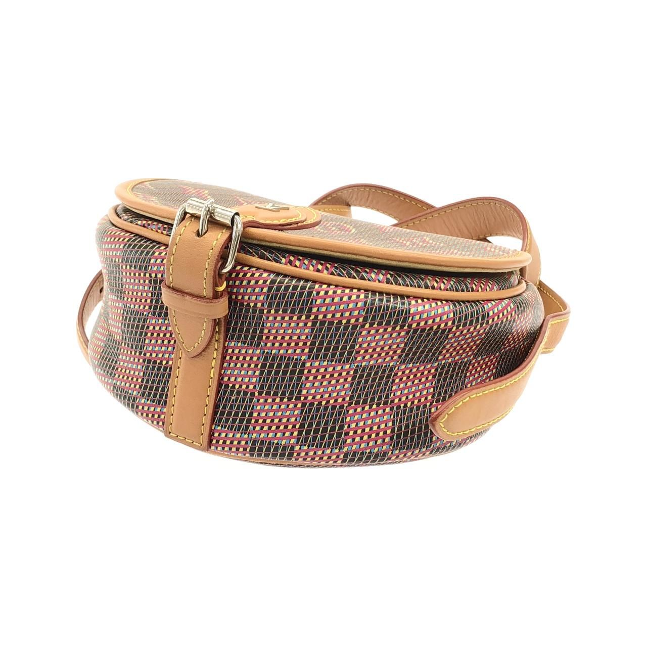 Louis Vuitton Monogram LV Pop Tambourine Shoulder — view 3