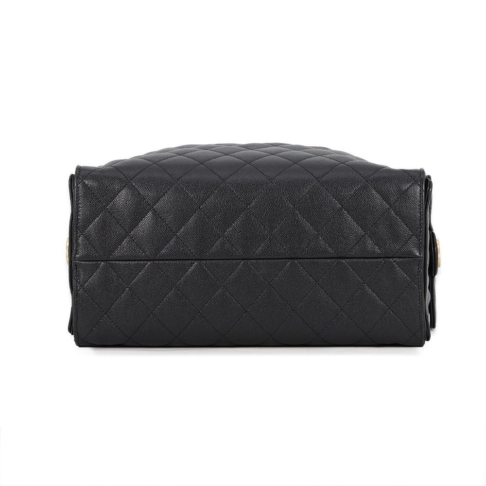 Chanel Chain Shoulder Bag 25 CC Logo Quilted Caviar Leather Black — view 3