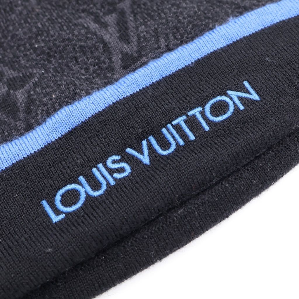 Louis Vuitton Bonnet Monogram Knit Black Sweater — view 5