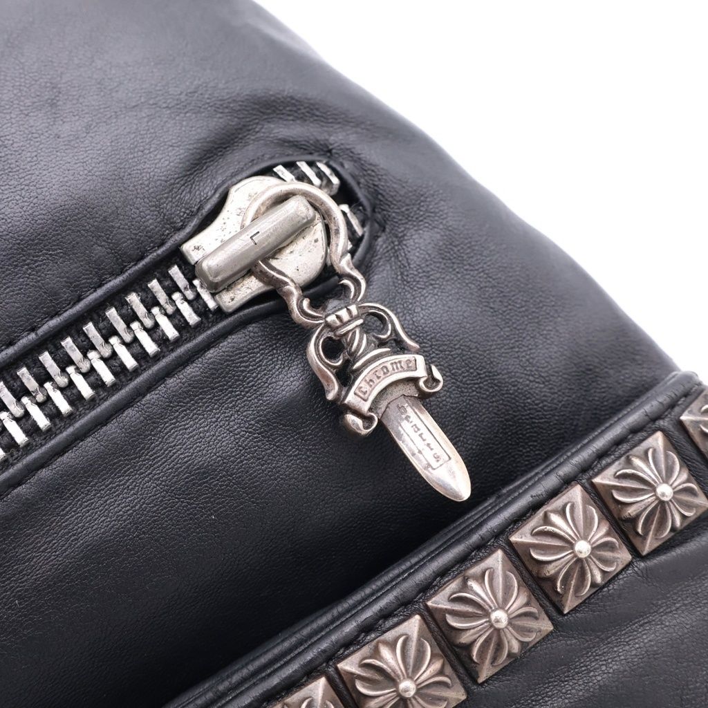 Chrome Hearts Clutch Pyramid Studs Studs Leather Black Silver — view 6