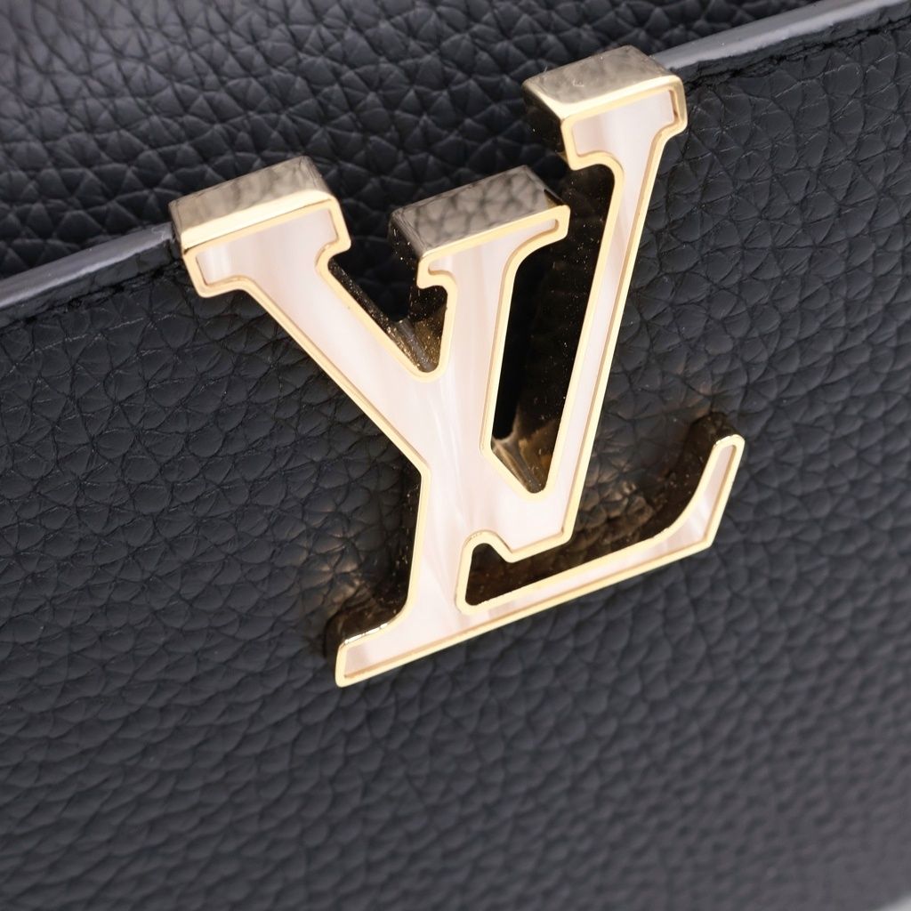 Louis Vuitton Capucines Mini Handback 2-Way Shoulder Bag Shell Gold Leather — view 6