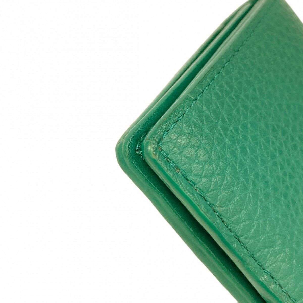 Louis Vuitton Wallet Taurillon LV Vertical Compact Emrod — view 7