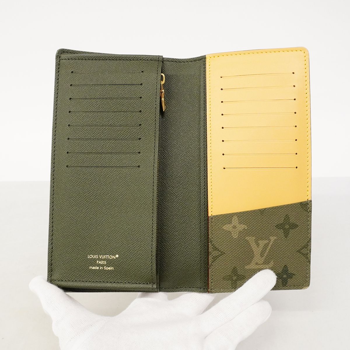 Louis Vuitton Wallet Monogram Surplus Portefeuille Brazza Khaki — view 4