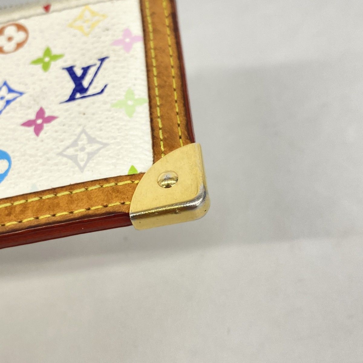Louis Vuitton Coin Case Monogram Multicolor Pochette Cles Blanc — view 7