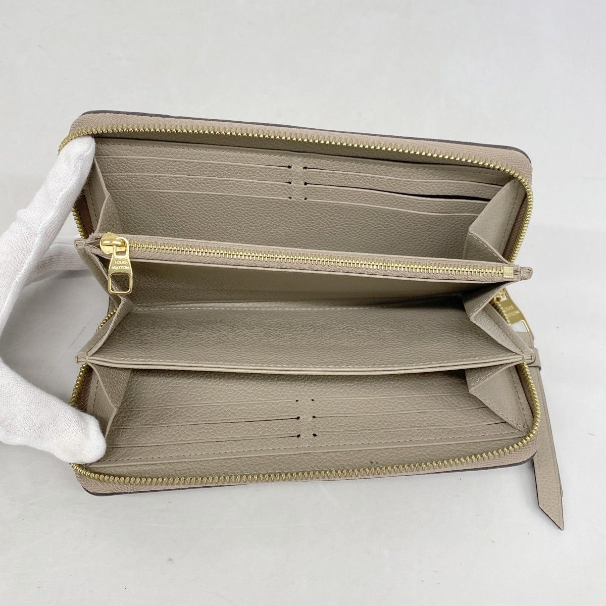 Louis Vuitton Wallet Monogram Empreinte Zippy Tourtelle Cream — view 3