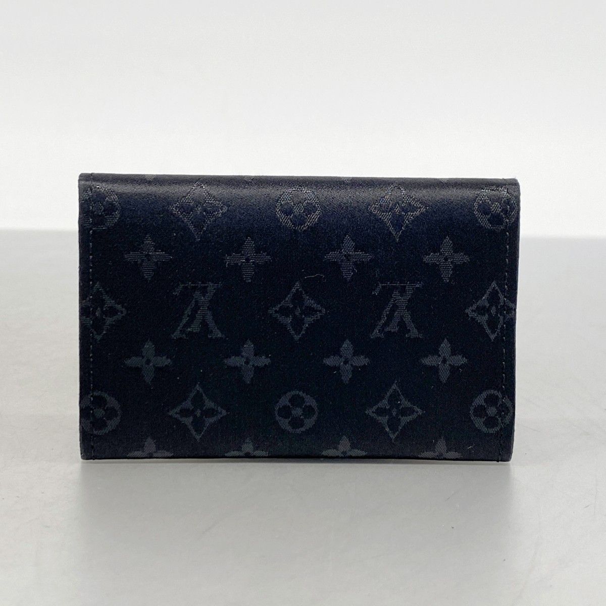 Louis Vuitton Coin Case Monogram Satin Porte-Monnaie Noir — view 8