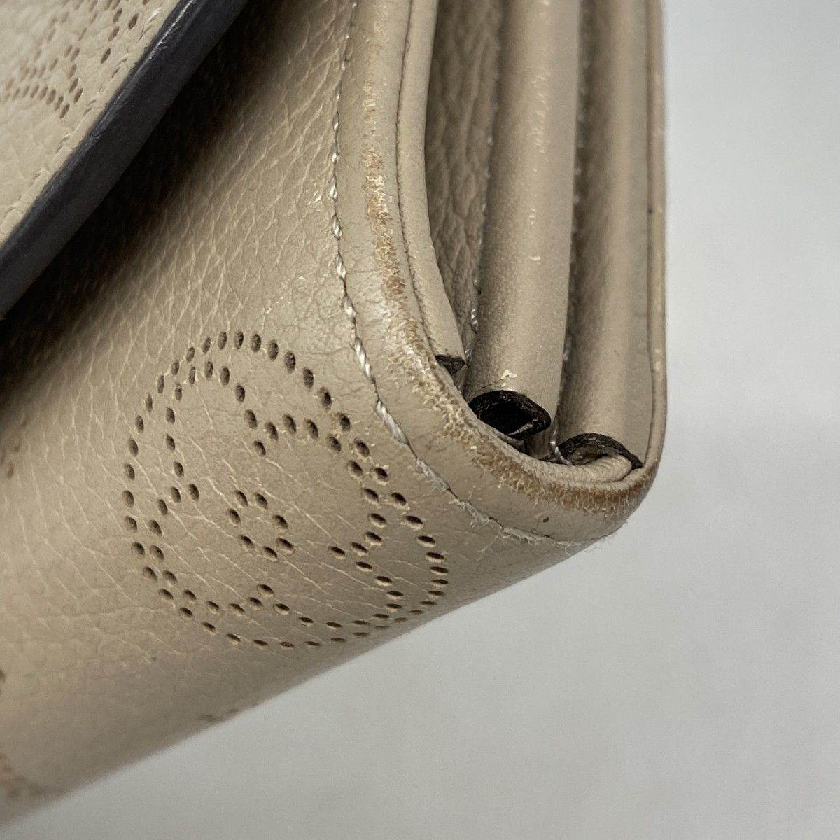 Louis Vuitton Wallet Mahina Portefeuille Iris Galle — view 5