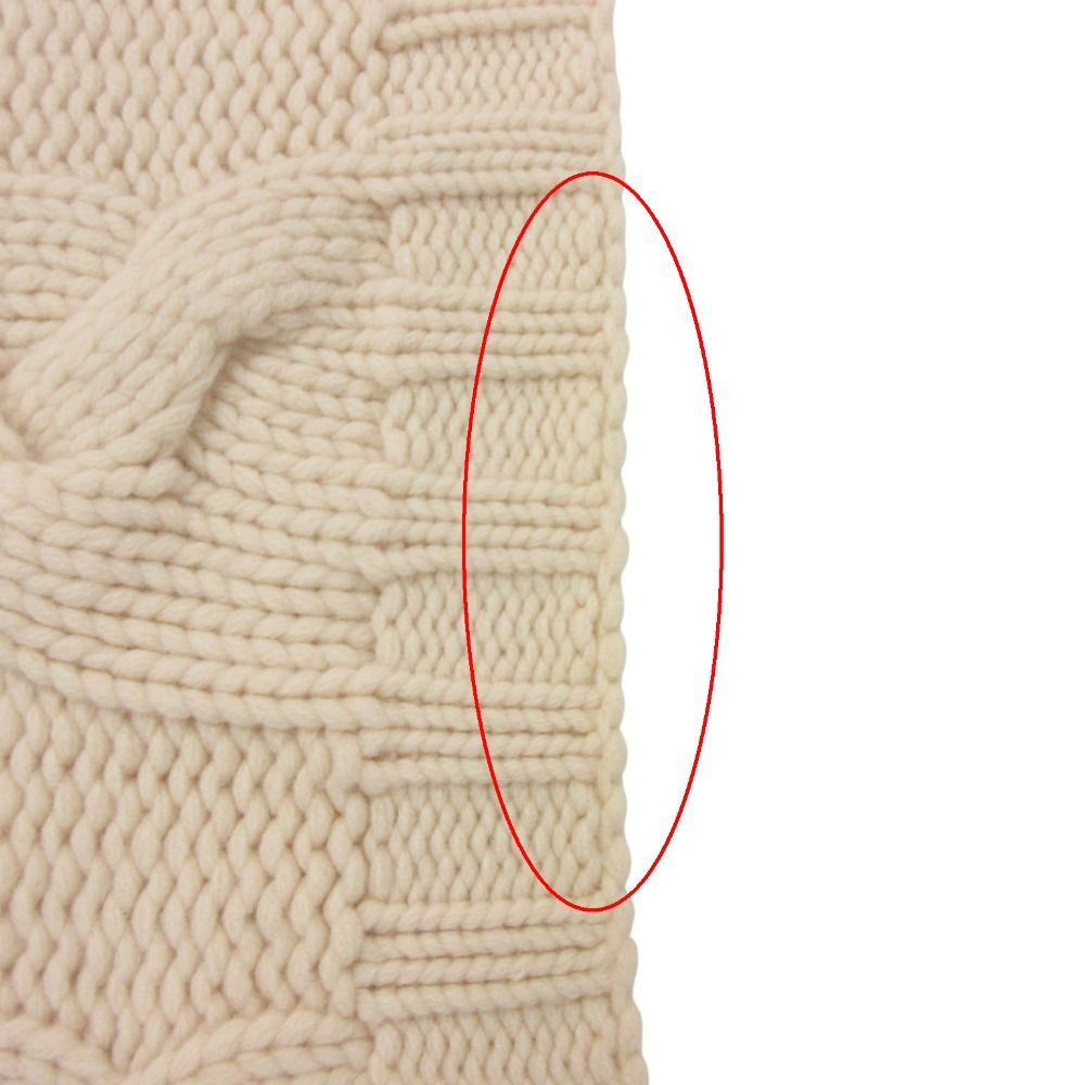 Chanel Scarf CC Logo Cashmere Knit Manknit White Sweater — view 4