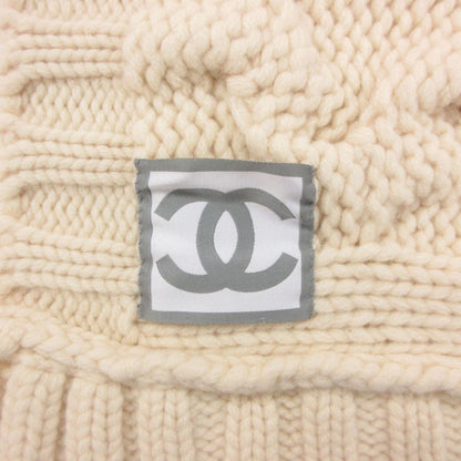 Chanel Scarf CC Logo Cashmere Knit Manknit White Sweater — view 8