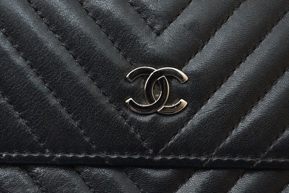 Chanel Wallet Bifold Fold Chez Blanc Stitch Black — view 3