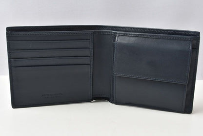 Bottega Veneta Wallet Bifold Fold Intrecciato Navy — view 3