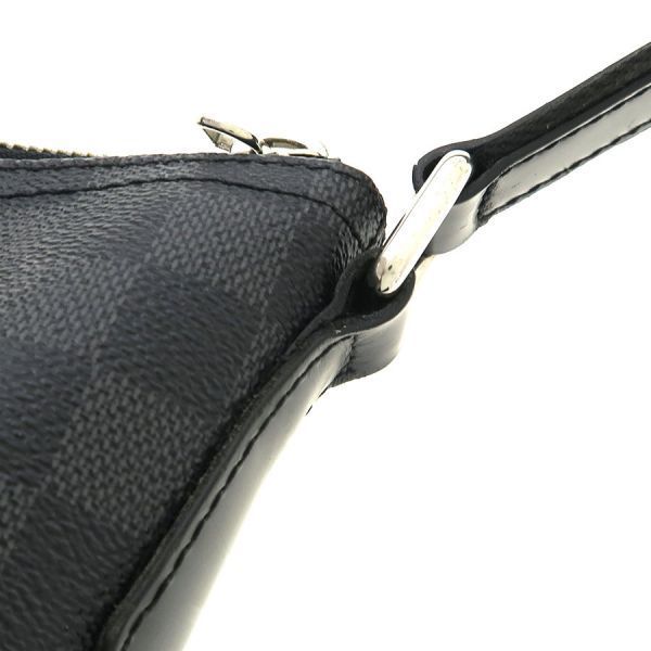 Louis Vuitton Damier Mick MM Messenger — view 6