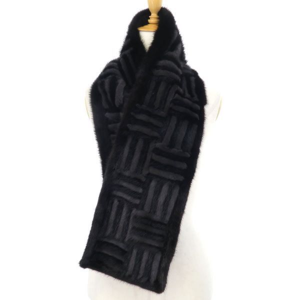 Louis Vuitton Mink Scarf — view 9