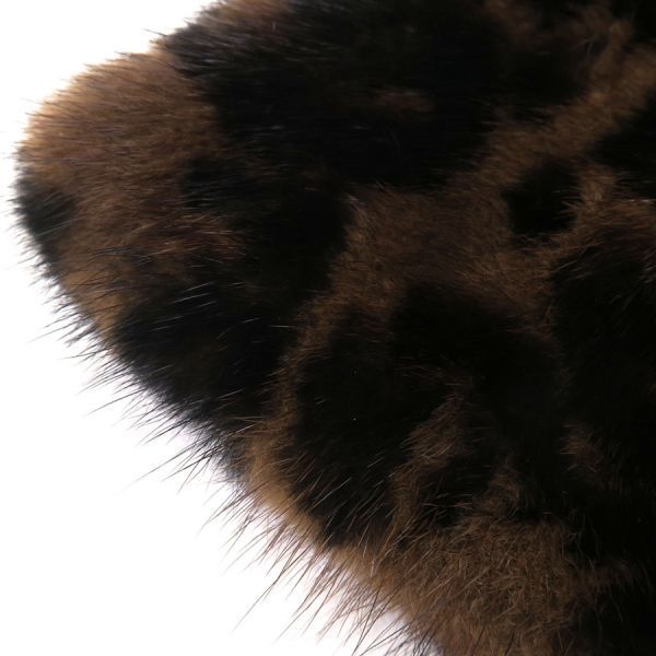 Louis Vuitton Mink Scarf — view 7