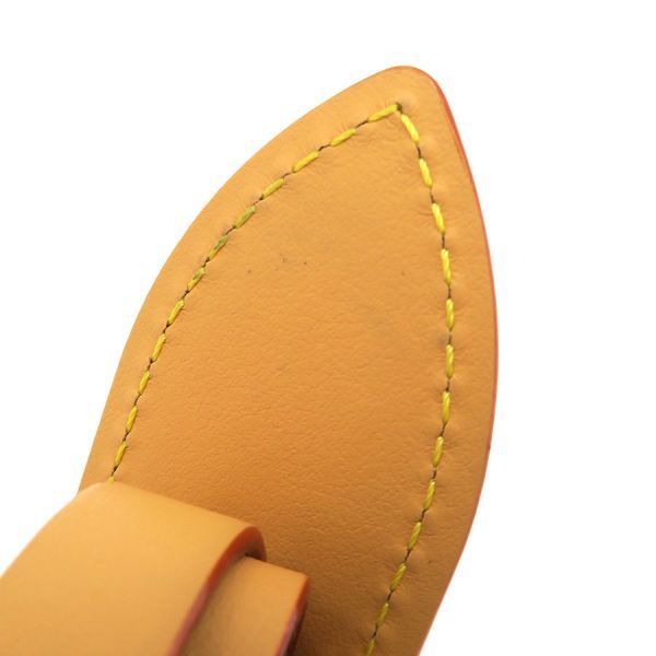 Louis Vuitton Key Holder LV Cloche — view 7