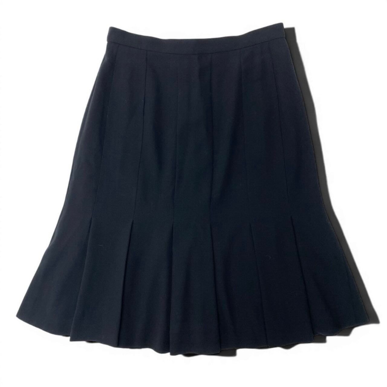 Chanel Boutique CC Logo Wool Pleated Skirt — view 3