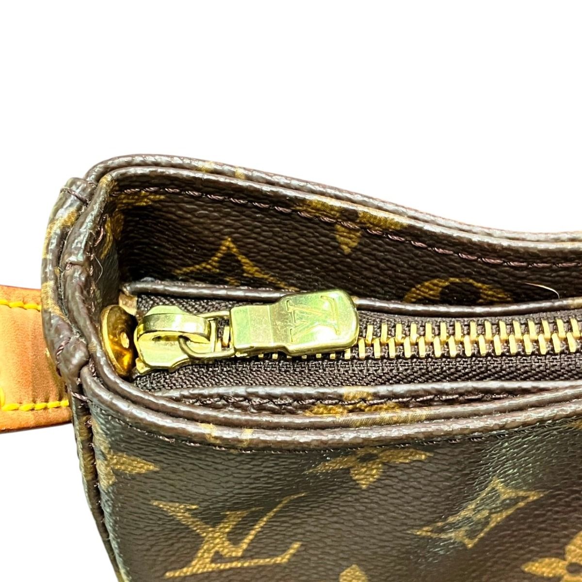 Louis Vuitton Looping GM Monogram Shoulder Bag Canvas — view 7
