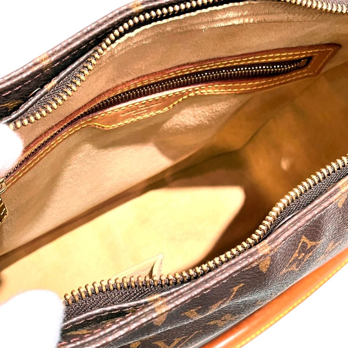 Louis Vuitton Looping GM Monogram Shoulder Bag Canvas — view 6