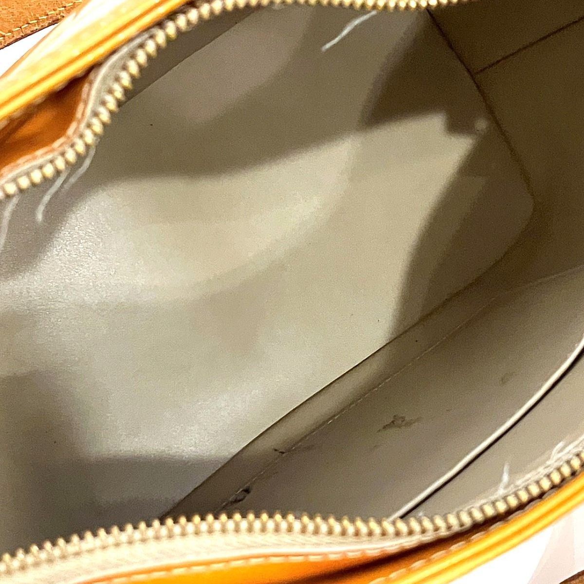 Louis Vuitton Houston Vernis Handbag Patent Leather — view 5