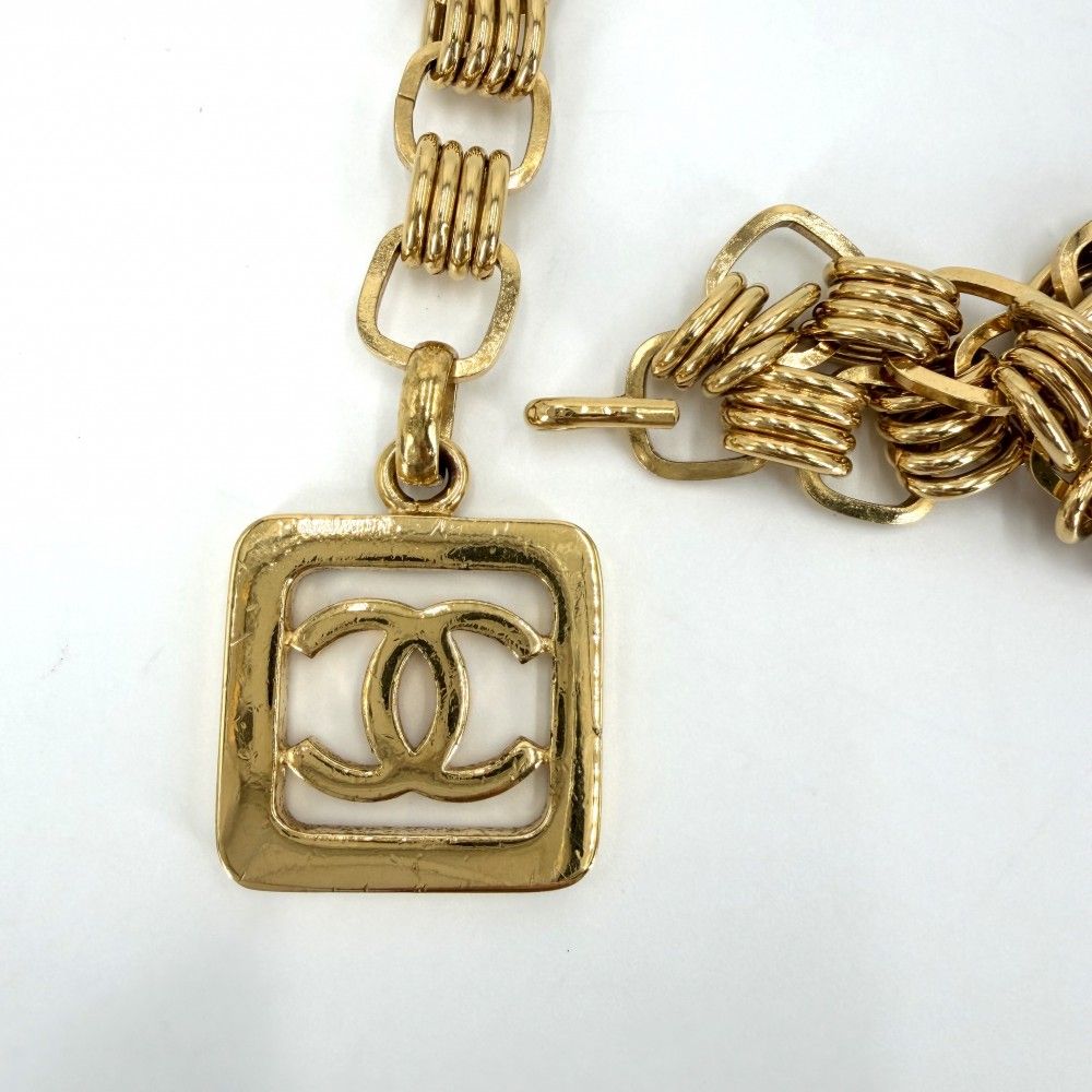 Chanel Belt CC Logo Chain Vintage 2 6 Gold Plated — view 2