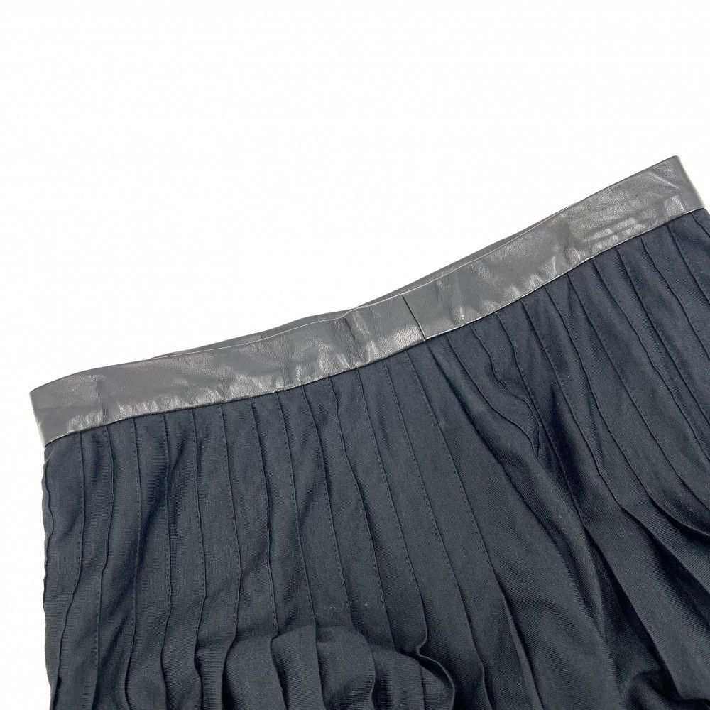 Chanel Pants Pleated Trousers Vintage 38 Black Polyester Wool — view 4