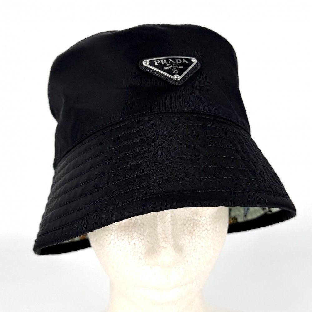 Prada Hat Re-Nylon Bucket Hat Triangle Logo M Nylon Black Green — view 2