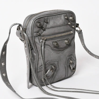 Balenciaga le Cagole Shoulder Bag Gray Leather Silver — view 4