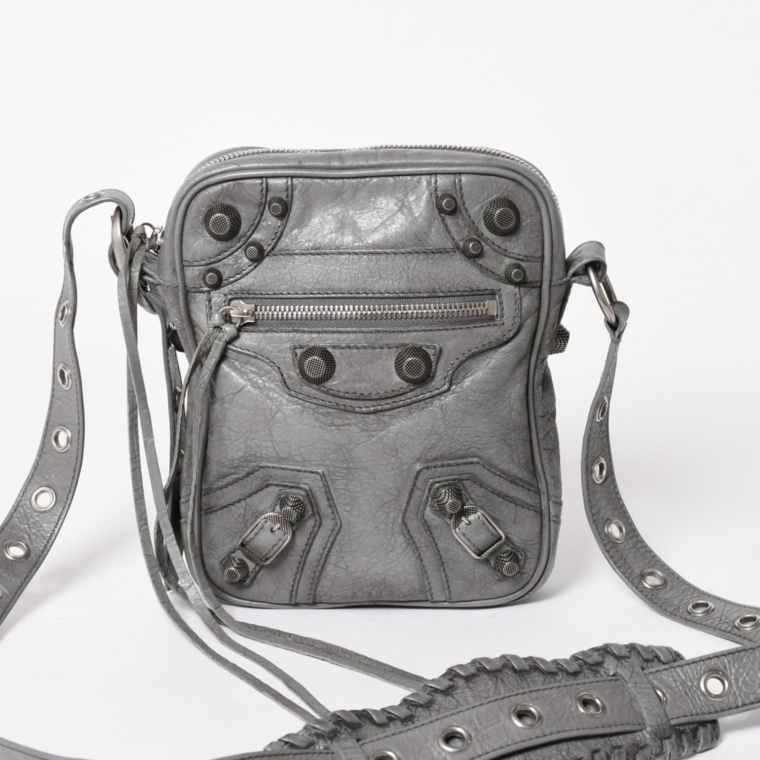Balenciaga le Cagole Shoulder Bag Gray Leather Silver — view 2