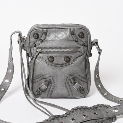 Balenciaga le Cagole Shoulder Bag Gray Leather Silver — view 2