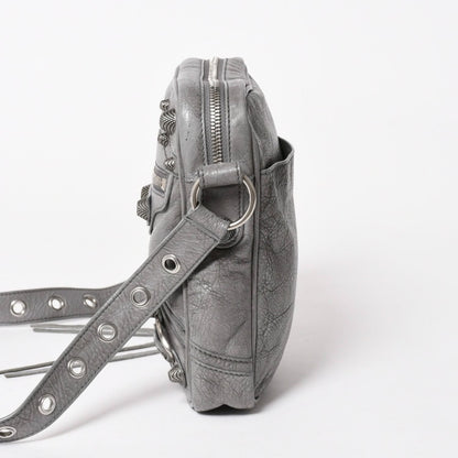Balenciaga le Cagole Shoulder Bag Gray Leather Silver — view 5