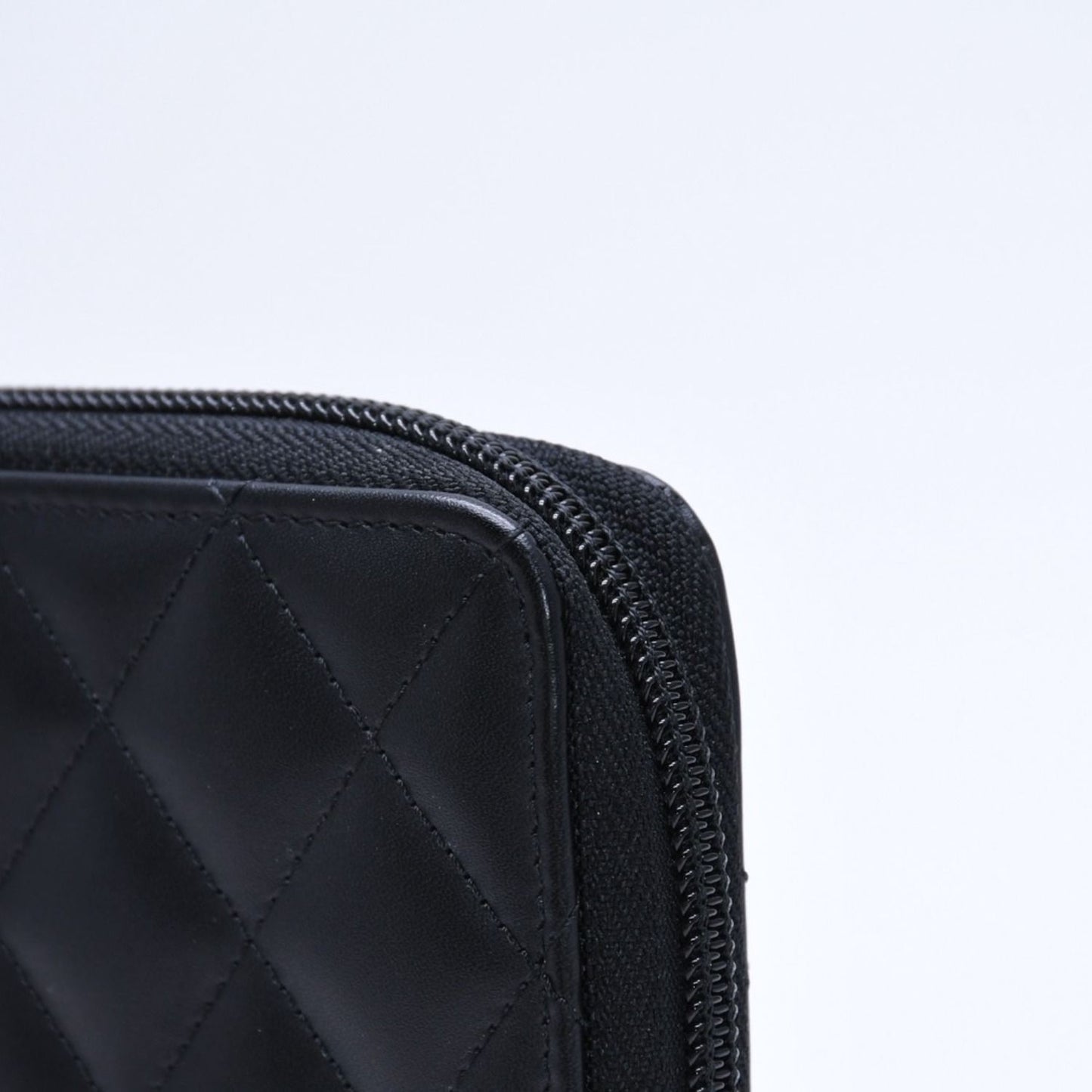 Chanel Cambon Line Round Zip Wallet Calfskin Black Silver — view 5