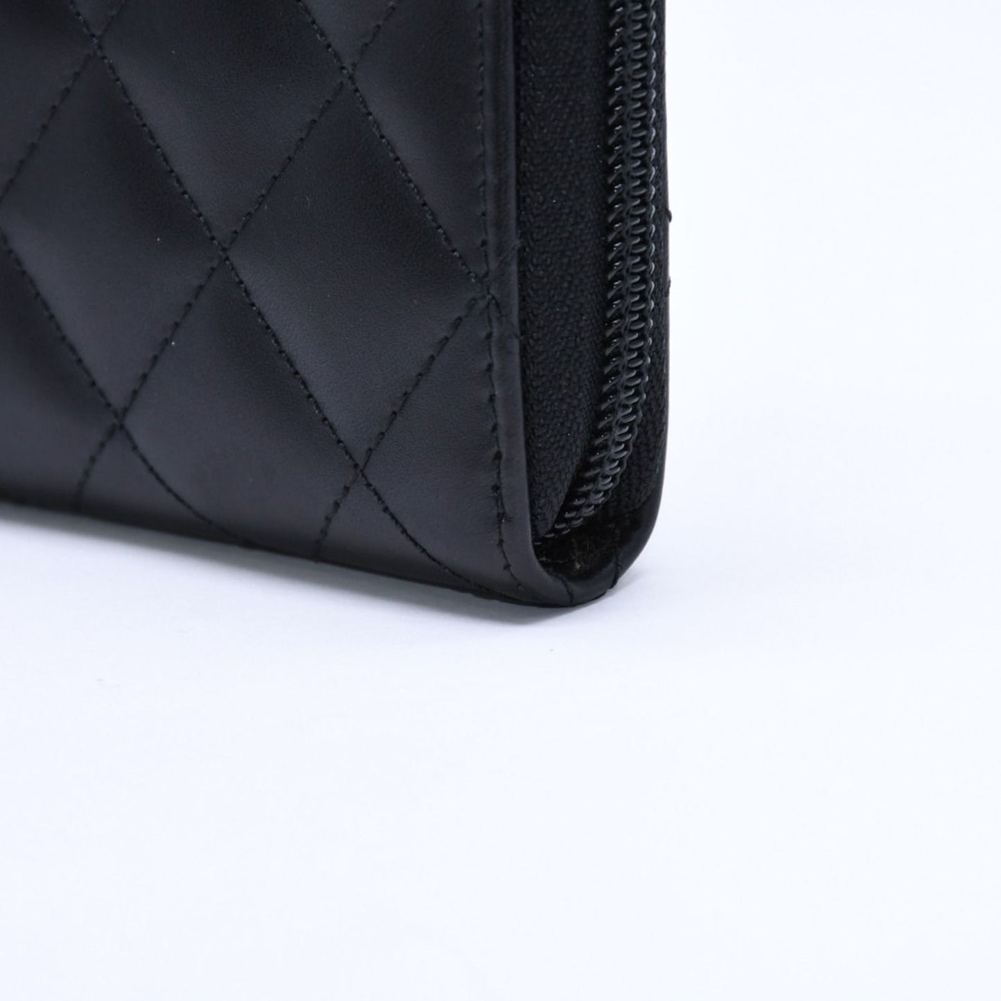 Chanel Cambon Line Round Zip Wallet Calfskin Black Silver — view 6