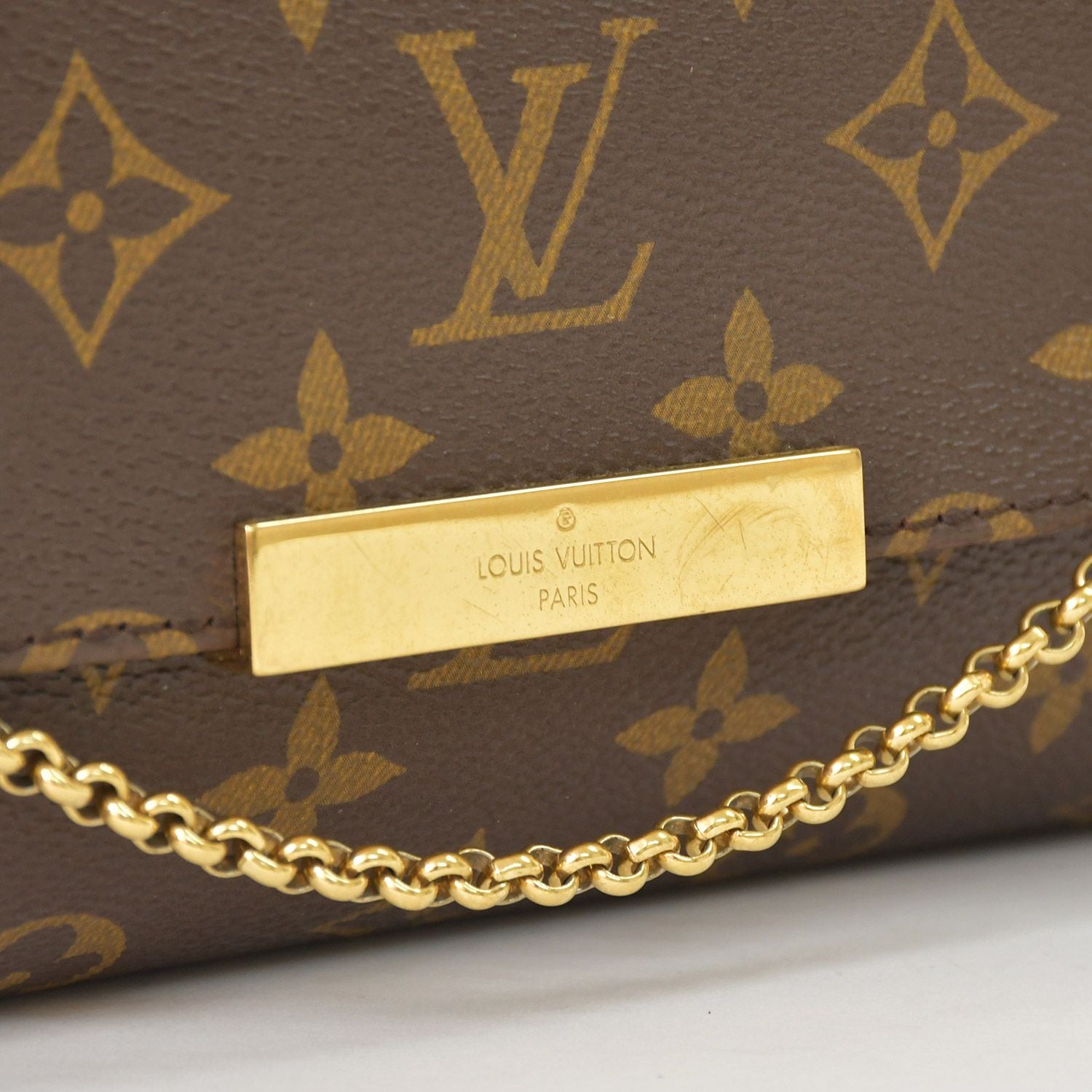 Louis Vuitton Favorite MM 2-Way Shoulder Bag Monogram Brown — view 5