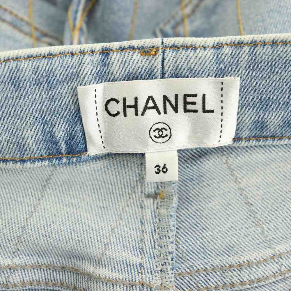 Chanel Coco Button Chain Denim Pants Jeans Zipper Fly 36 Light Blue — view 5