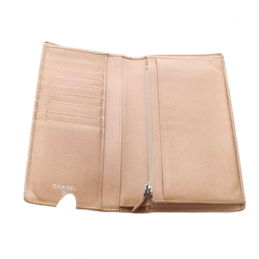 Chanel Vintage Wallet Bifold Coco Button Leather Beige — view 5