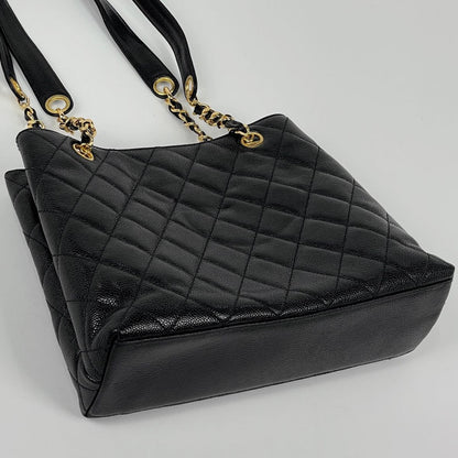 Chanel Tote CC Logo Caviar Leather Black — view 2