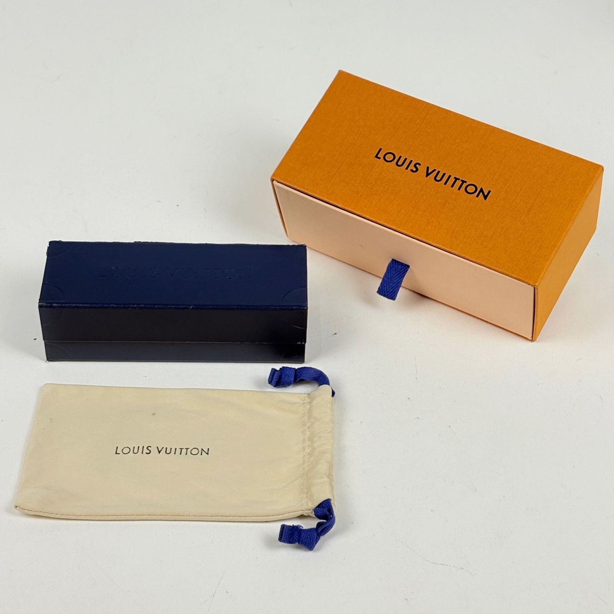 Louis Vuitton Clockwise Sunglasses Monogram Rimless Metal Black Eyewear — view 6