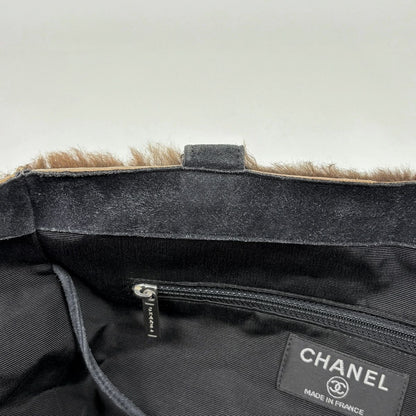 Chanel Handbag CC Logo Rabbit Fur Fabric Brown — view 7