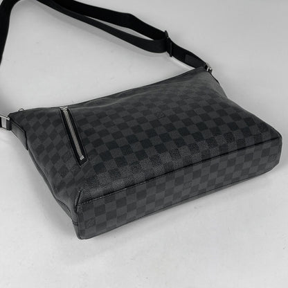 Louis Vuitton Mick MM Shoulder Bag Crossbody Damier Graphite Black — view 2