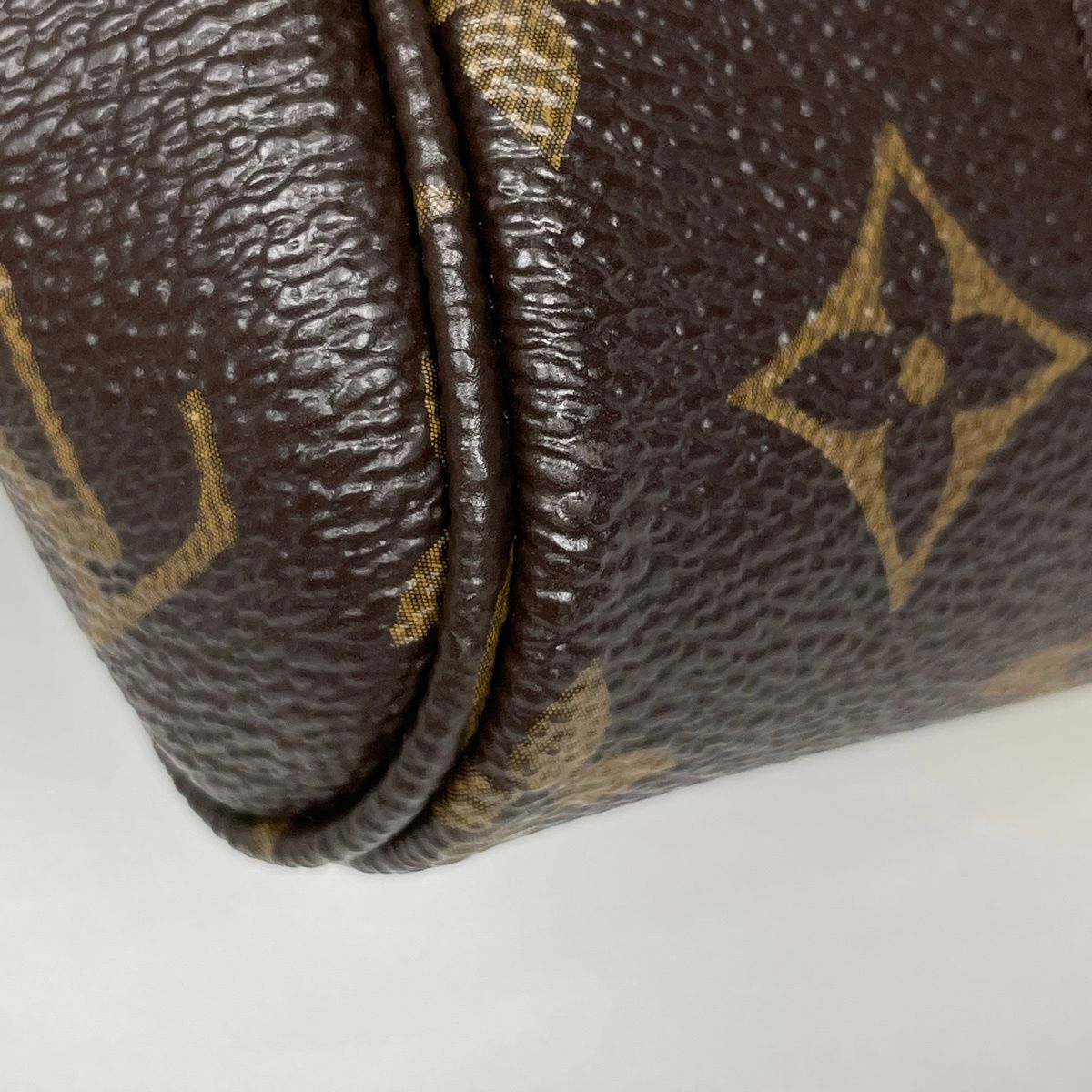 Louis Vuitton Favorite PM Shoulder Bag Pouch Monogram Brown — view 3