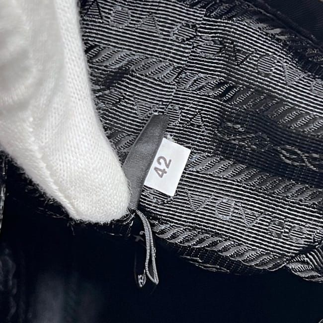 Prada Pouch Drawstring Handbag Vela 1 IC Tag Reactive Nylon Re-Nylon Saffiano — view 7