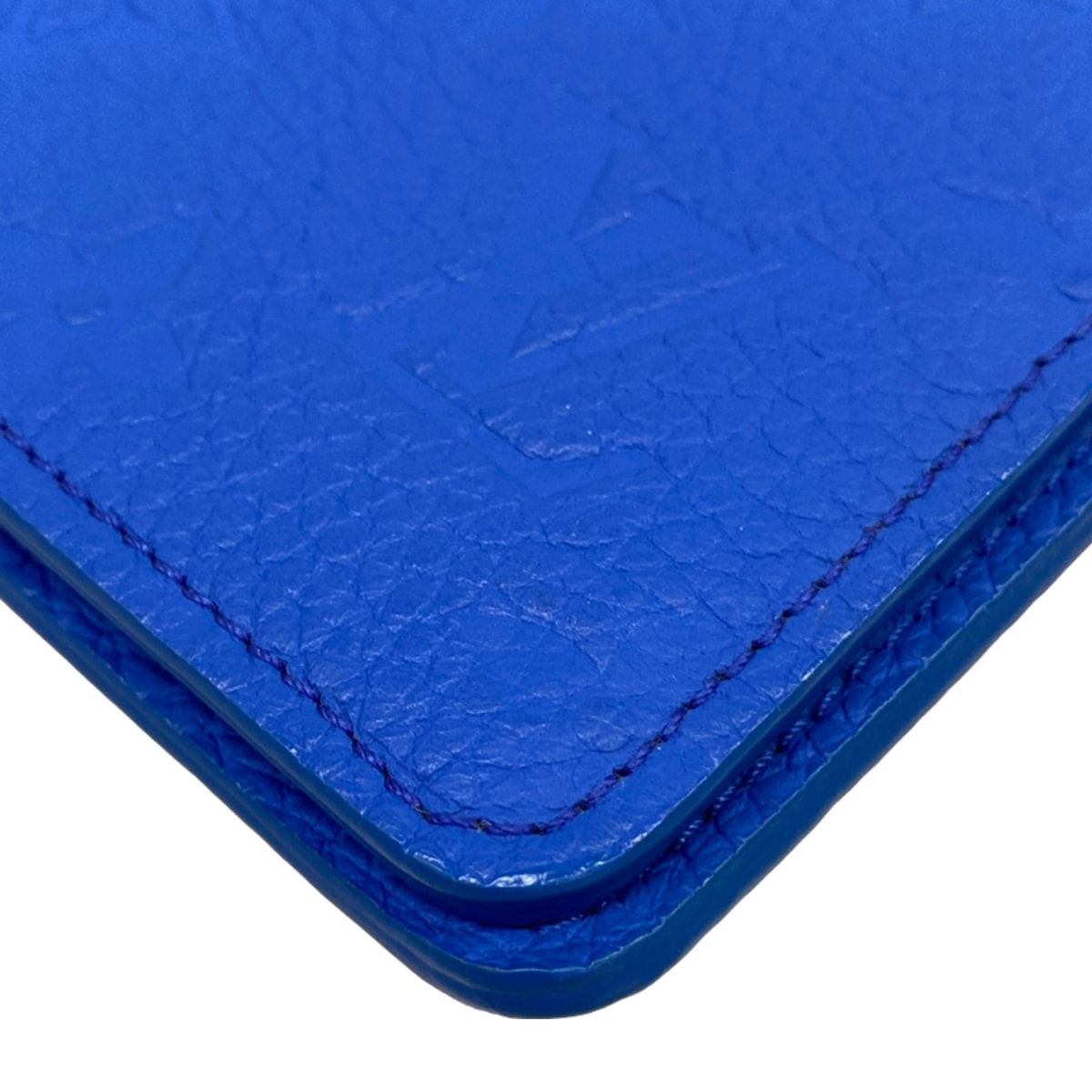 Louis Vuitton Book Cover Taurillon Monogram Notebook MM Emily Blue Leather — view 6