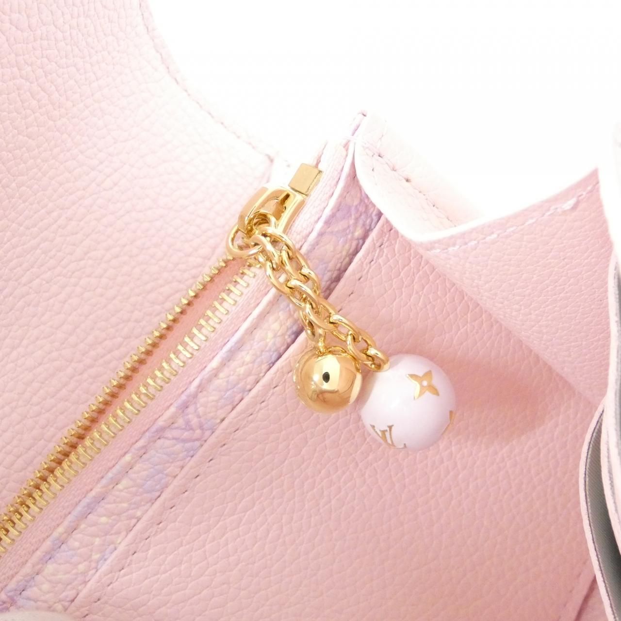 Louis Vuitton Monogram Empreinte Portefeuille Sarah Wallet — view 8