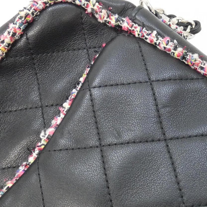 Chanel Shoulder Bag Black — view 4