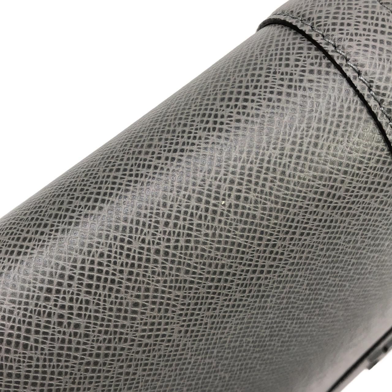 Louis Vuitton Taiga New Flap Messenger Shoulder — view 5