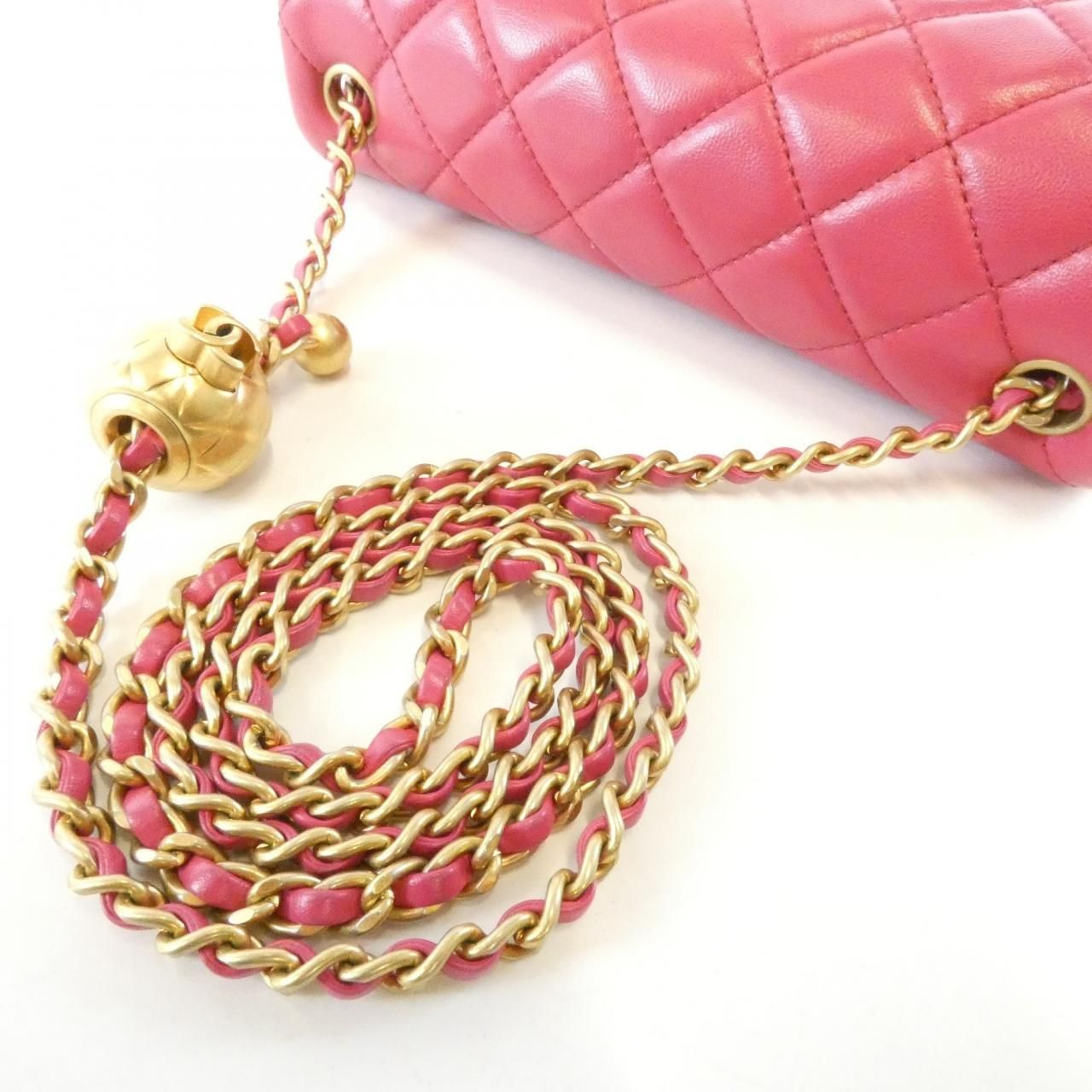 Chanel Shoulder Bag Pink — view 6